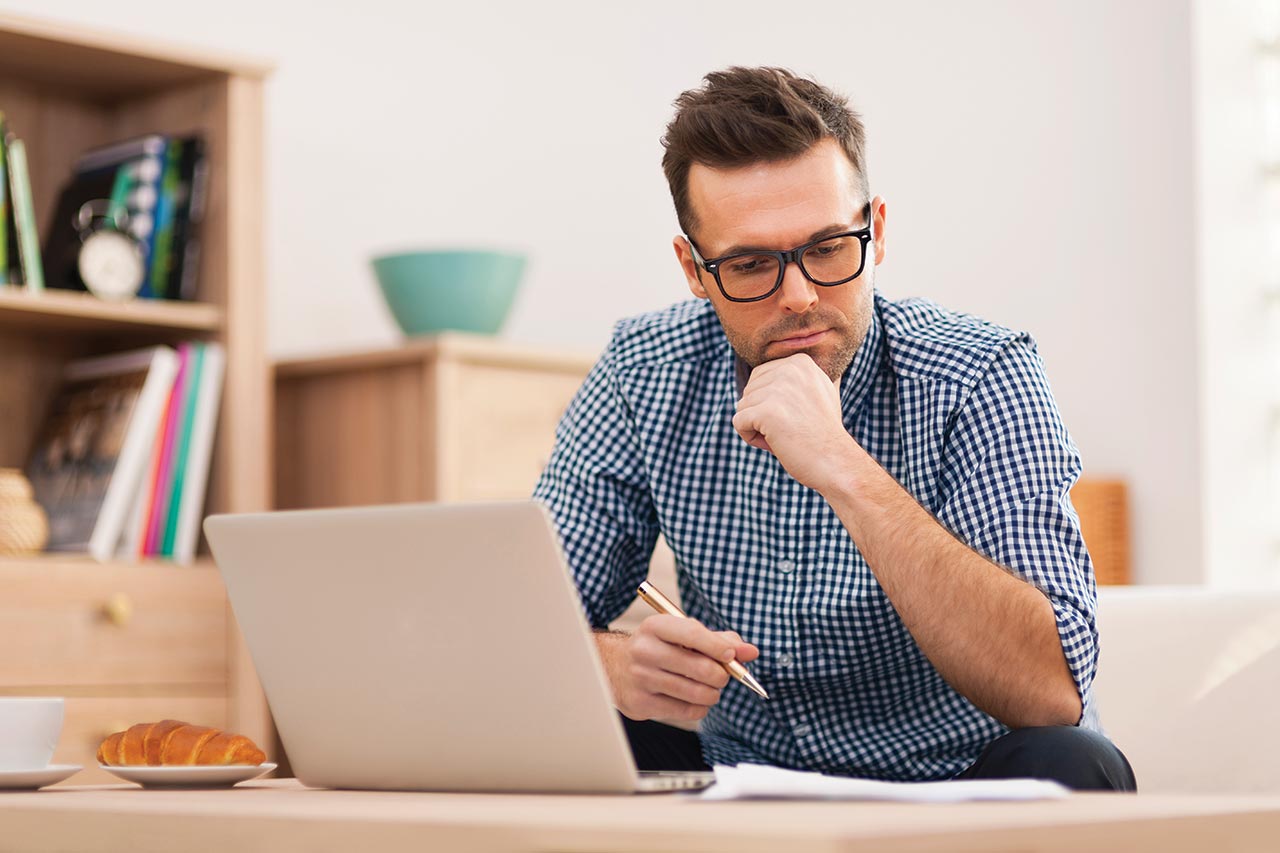 fixed-price or charge-up contract – which is best suited to your project?